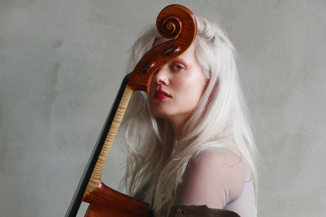 HROT | Cellistka Terezie Kovalová o psychedeliky asistované terapii a cestě z vyhoření